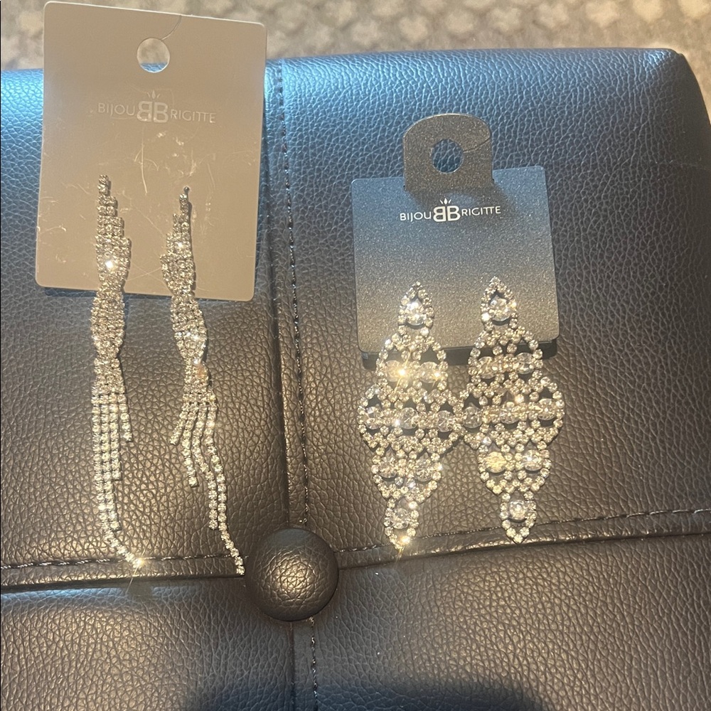 Silver Crystal Earrings Set